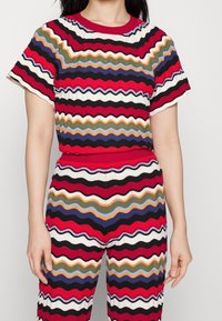 WEEKEND MaxMara T-shirt z nadrukiem