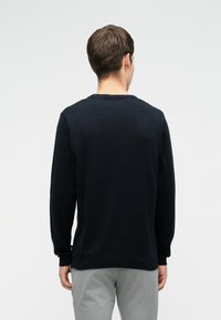 Jack & Jones JJEBASIC CREW NECK NOOS - Neule - navy blazer