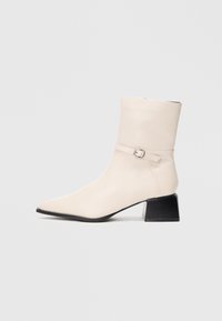 RAID LYNDSEY Stiefelette cream/offwhite