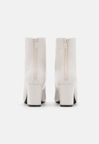 Anna Field Botines - white