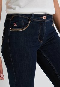 Grain de Malice Vaqueros slim fit - brut