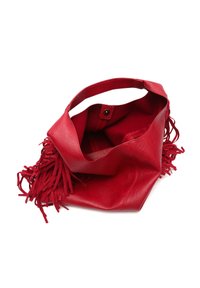 Rode leren handtas met een nonchalant ontwerp. Heeft franjes aan de onderkant en een binnenvak, beveiligd met een drukknoopsluiting.