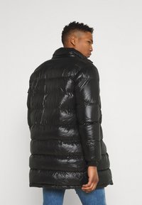 Brave Soul JARED - Parca - black