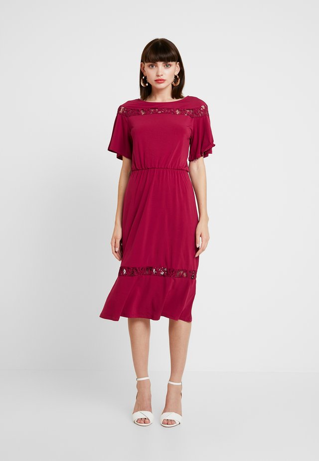 Jerseykleid - beet red