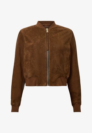 Ruskea mokkanahka bomber-takki, jossa on vetskari edessä, ribattu kaulus ja hihansuut sekä sivutaskut; lyhyt malli ja sileä pinta.
