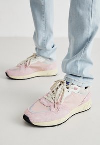 MARLON DIVIDED - Tenisky - powder pink