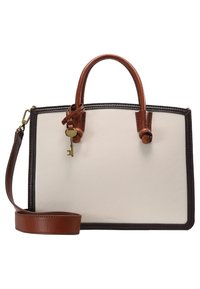 Strukturalna torebka w kolorze kremowym, z brązowymi skórzanymi uchwytami i wykończeniami. Posiada odpinany pasek oraz mosiężny akcent w kształcie klucza z przodu.
