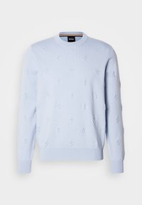 Unselected, light pastel blue