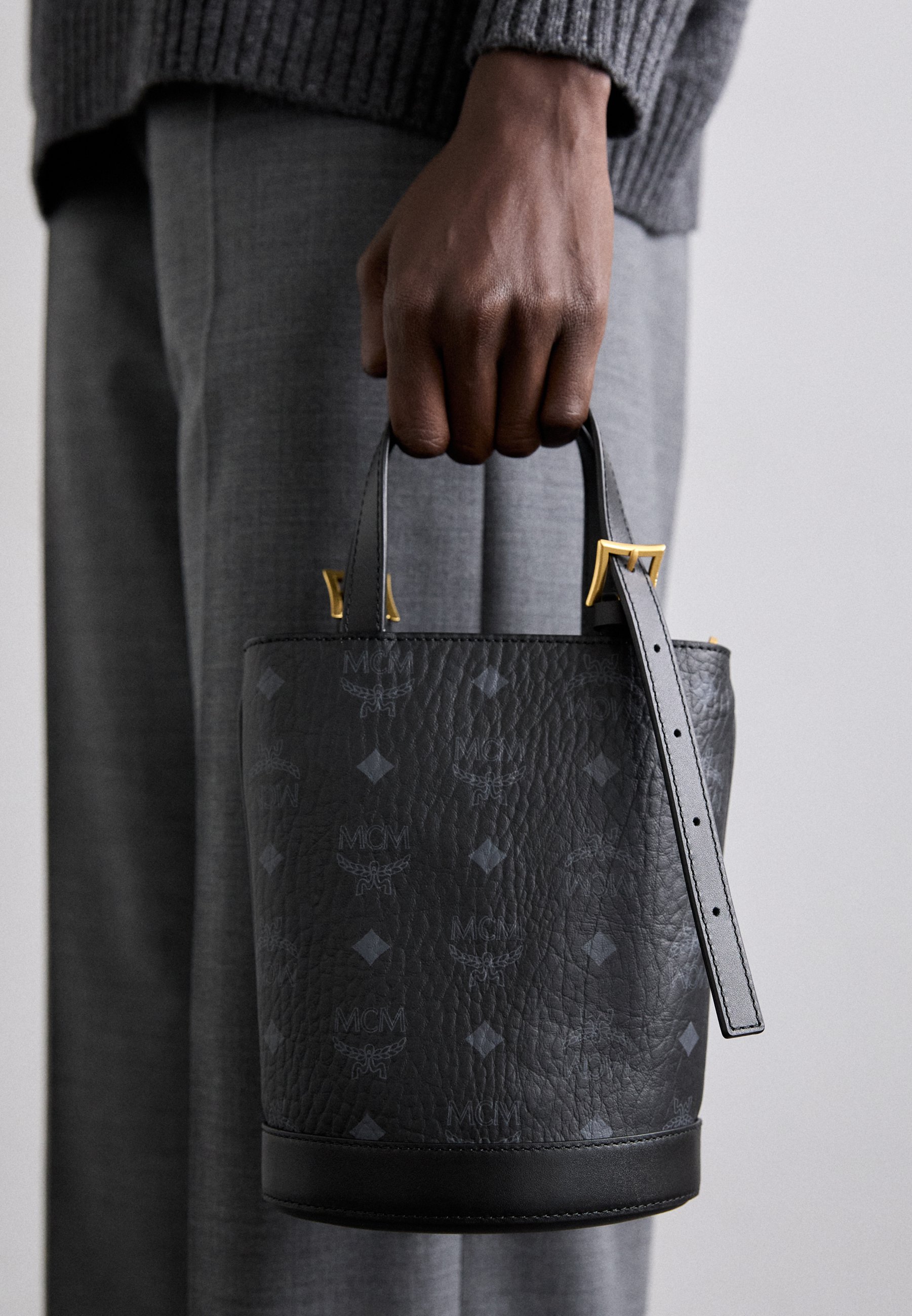 MCM AREN VI TOTE MNI Handbag black