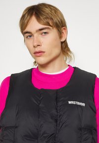 WRSTBHVR AGNO VEST UNISEX - Γιλέκο - black