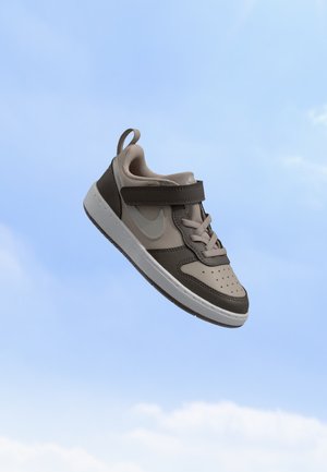 Nike Sportswear, COURT BOROUGH LOW JES BTV UNISEX - Αθλητικά παπούτσια - moon particle/white/cave stone/white