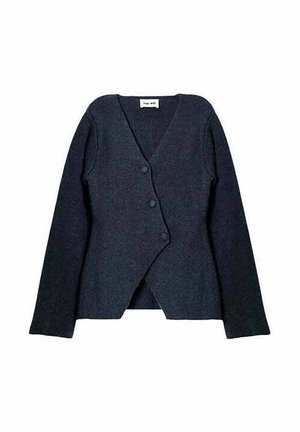Cardigan bleu marine foncé en tissu tricoté, avec un col en V, des manches longues et un design cache-cœur avec trois boutons pour la fermeture.