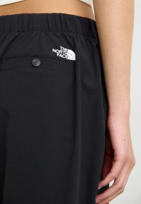 The North Face - Spodnie materiałowe