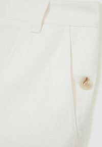 Reiss REGULAR FIT ASHBY biały