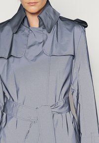 Norma Kamali Trenčkot - grey