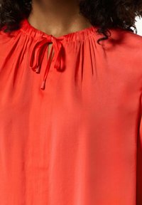 comma Bluse - coral