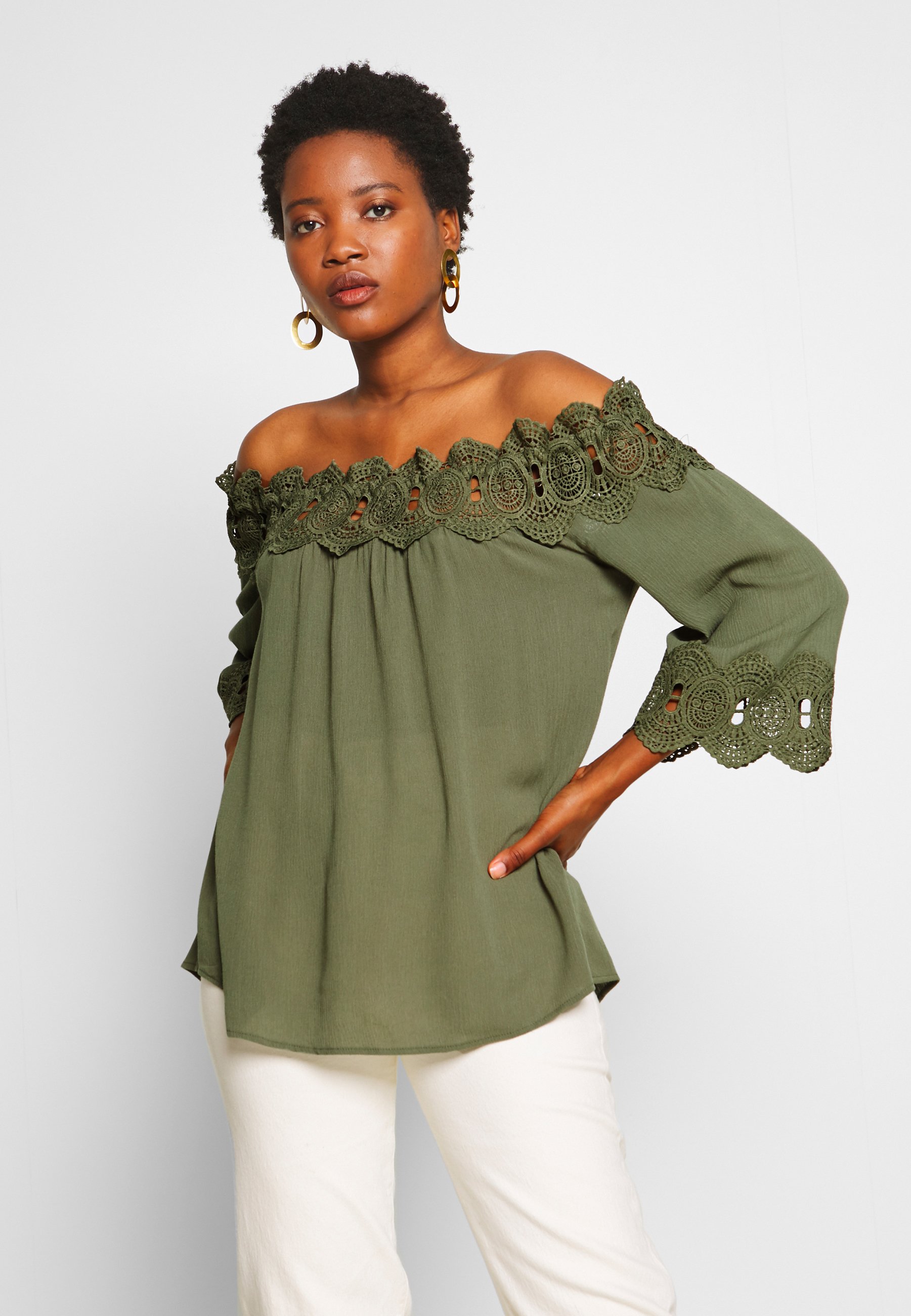 Dorothy Perkins Curve DOUBLE RUFFLE BARDOT Bluser khaki Dorothy Perkins Curve DOUBLE RUFFLE BARDOT - Bluser - khaki