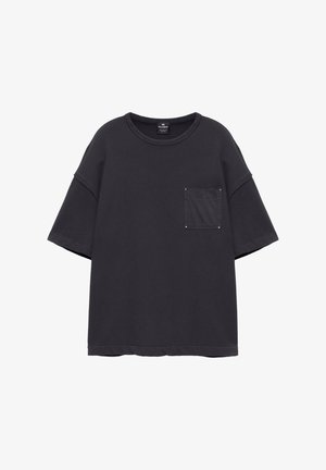 PULL&BEAR, OVERSIZE WITH STUDDED POCKET - T-SHIRT - T-shirts print - dark grey