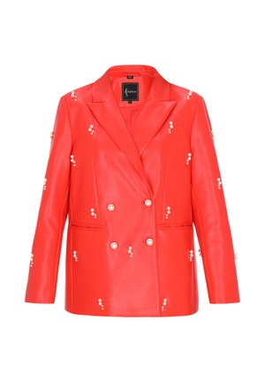 Rode nagelrechte blazer van faux leer met dubbele knoopsluiting, parelversieringen, geknipte revers en twee voorzakken. Gladde textuur en gestructureerde vorm.