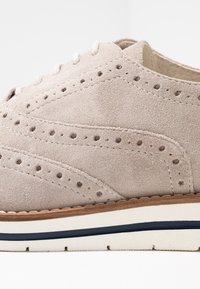 Anna Field LEATHER - Sapatos casuais com atacadores - light grey
