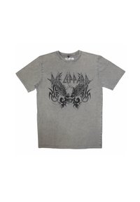 Gray cotton t-shirt with short sleeves, featuring black graphic design of skulls and wings, and "Def Leppard" text at the front.