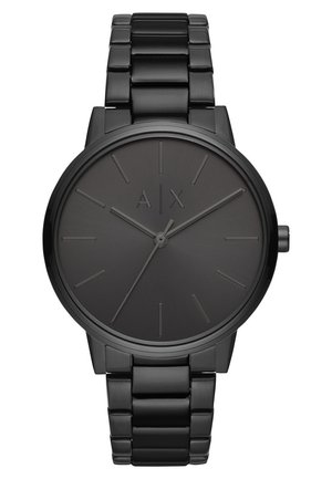 Schwarze Metallarmbanduhr mit mattschwarzem Zifferblatt, minimalen Stundenmarkierungen, drei Zeigern und einem A|X-Logo auf der 12-Uhr-Position.