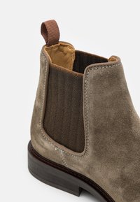 GANT FAIRKON - Stiefelette - dark taupe
