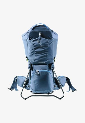 Deuter Kid Comfort Rucksack in Dunkelblau, ausgestattet mit gepolstertem Material, verstellbaren Riemen, vorderen Reißverschlusstaschen und einem Metallrahmen-Ständer.