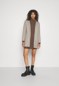 ONLY ONLSOHO OTWNOOS - Cappotto classico - walnut melange