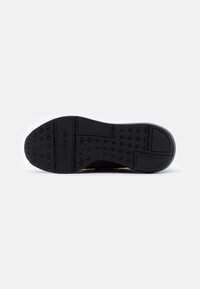 adidas Originals SWIFT RUN 22 UNISEX - Joggesko - core black/grey five/footwear white