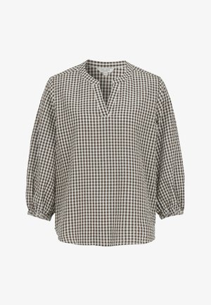 Bruine en witte geruite blouse met driekwart elastische mouwen en een gespleten V-hals kraag.