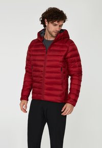 Sail Racing HOOD SPRAY - Dunjacka - deep red