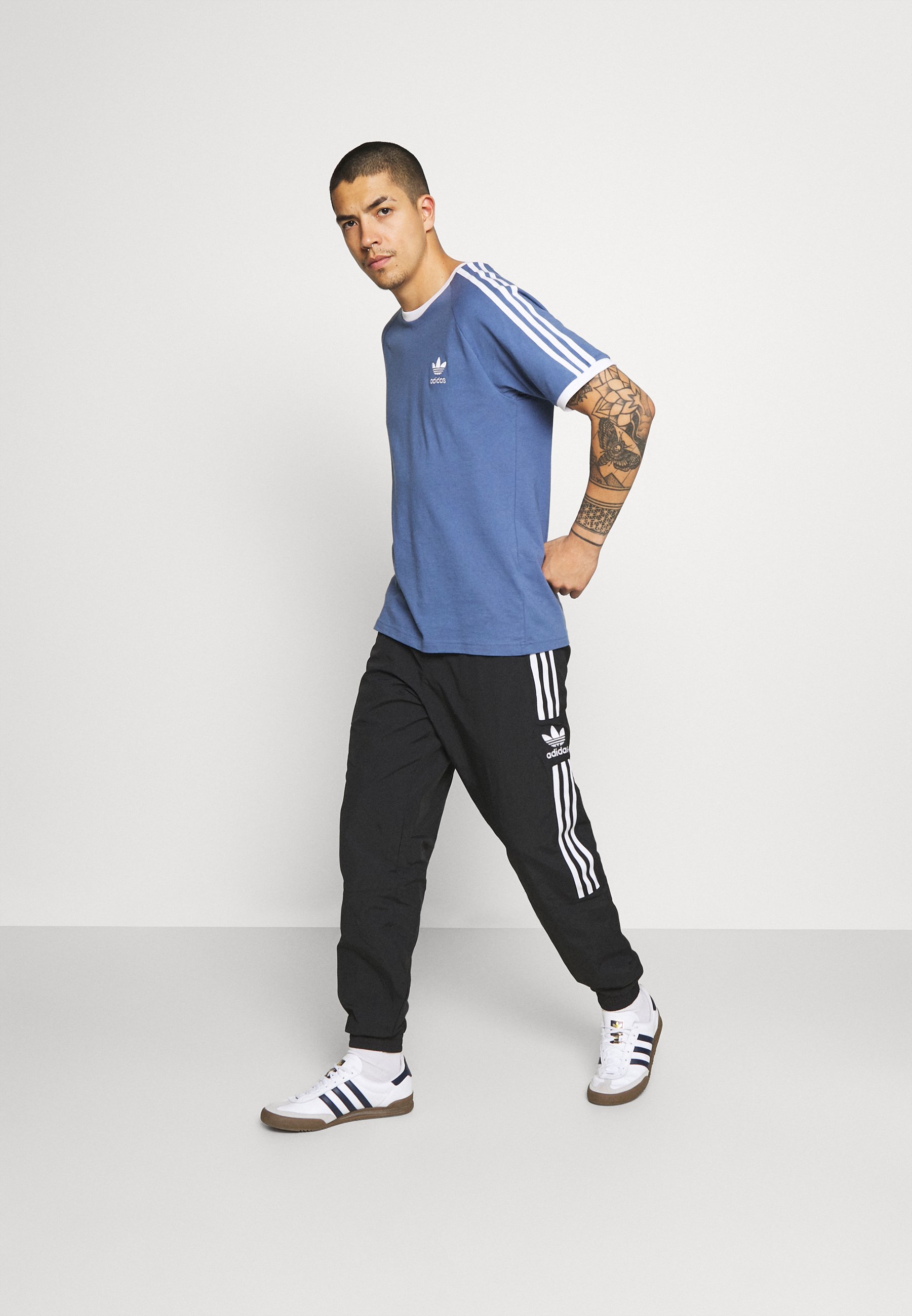 adidas jogging bottoms mens