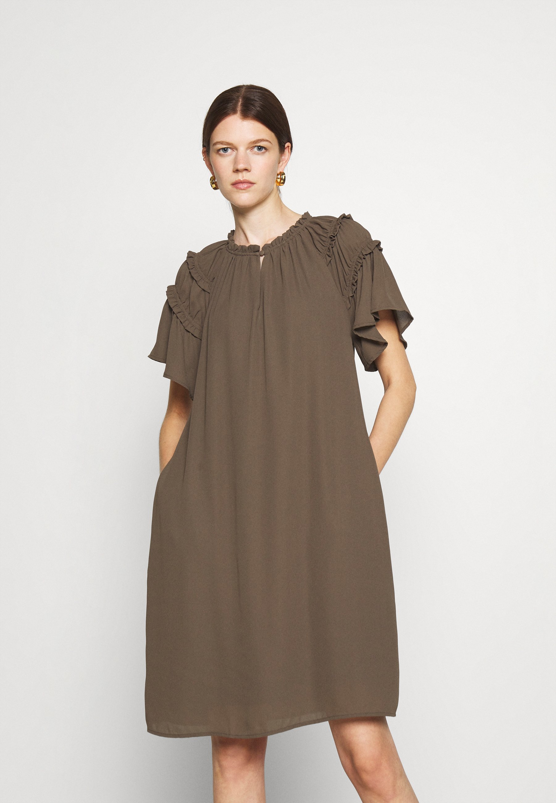 Bruuns Bazaar CAMILLA SILICA DRESS - Freizeitkleid - major brown/braun Bruuns Bazaar CAMILLA SILICA DRESS - Freizeitkleid - major brown/braun