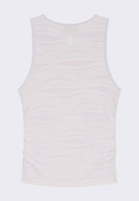 Débardeur lilas clair avec des motifs de vagues texturés, un col rond et des détails froncés sur les côtés. Fabriqué en tissu doux et extensible.