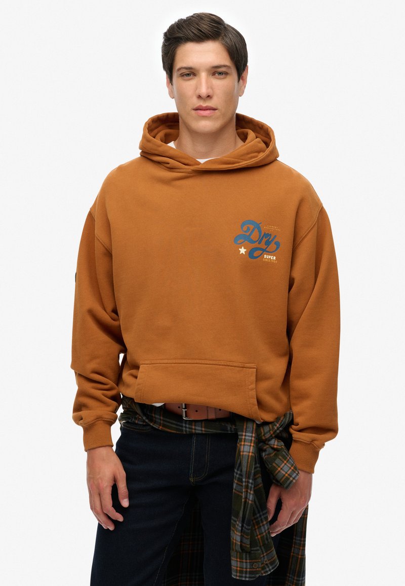 Superdry & Co TAP ROOM - Jersey con capucha - caramel café