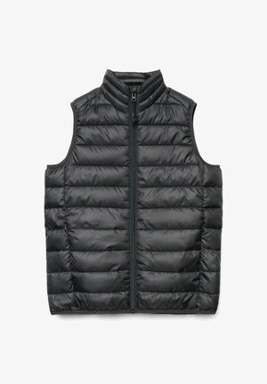 Gilet imbottito nero con collo alto, design trapuntato, cerniera frontale e cuciture laterali. Materiale liscio, leggero e con minima texture.