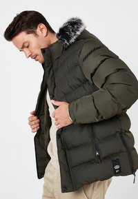 Buratti SLIM FIT - Ziemas jaka - khaki