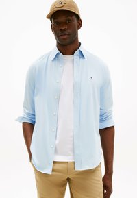 Tommy Hilfiger - PERFORMANCE REGULAR FIT  - Shirt - sky blue Thumbnail Image 1