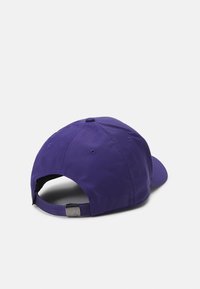 Jordan RISE - Caps - sky purple/black/gunmetal