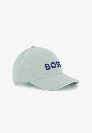 Casquette vert menthe clair avec une visière courbée, arborant un logo "BOSS" brodé en bleu marine à l'avant et un tissu texturé pour la respirabilité.