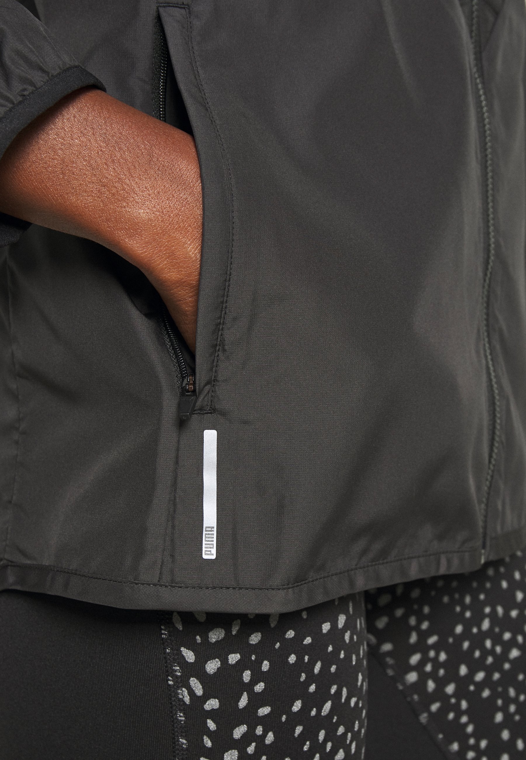 windbreaker puffer jacket