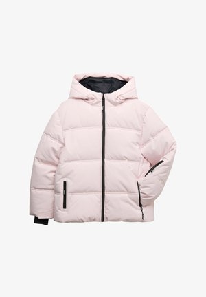 Pufferjack in zacht roze met een gezellige capuchon. Voorzien van ritszakken en zwarte ritsdetails, met een doorgestikt patroon voor isolatie.