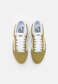 Vans CRUZE TOO UNISEX - Sapatilhas - green moss/marshmallow