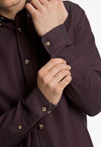 Lindbergh BRUSHED HERRINGBONE L S - Camicia - burgundy