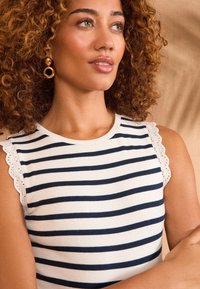 Love & Roses PETITE FIT - Dzsörzéruha - navy and white stripe