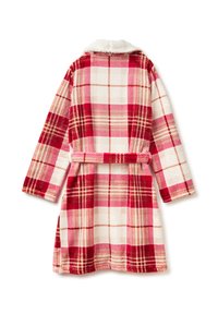 Czerwony i biały flanelowy szlafrok w kratę z długimi rękawami, kołnierzem szalowym i dopasowanym paskiem, rozłożony płasko, ukazujący tył.
