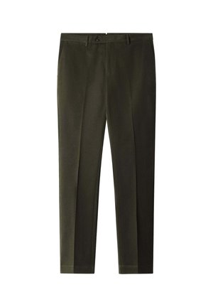 Pantalon vert olive foncé ajusté avec un pli avant, fermeture par bouton et fermeture éclair, et passants pour ceinture, présenté sur un fond blanc.