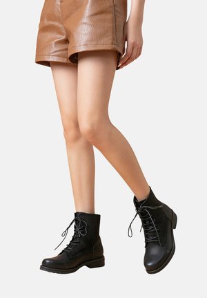 Bottines à lacets - noir