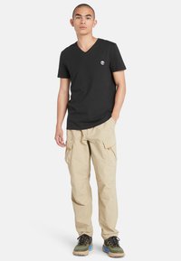 Timberland DUN-RIV V NECK - T-shirt basic - black